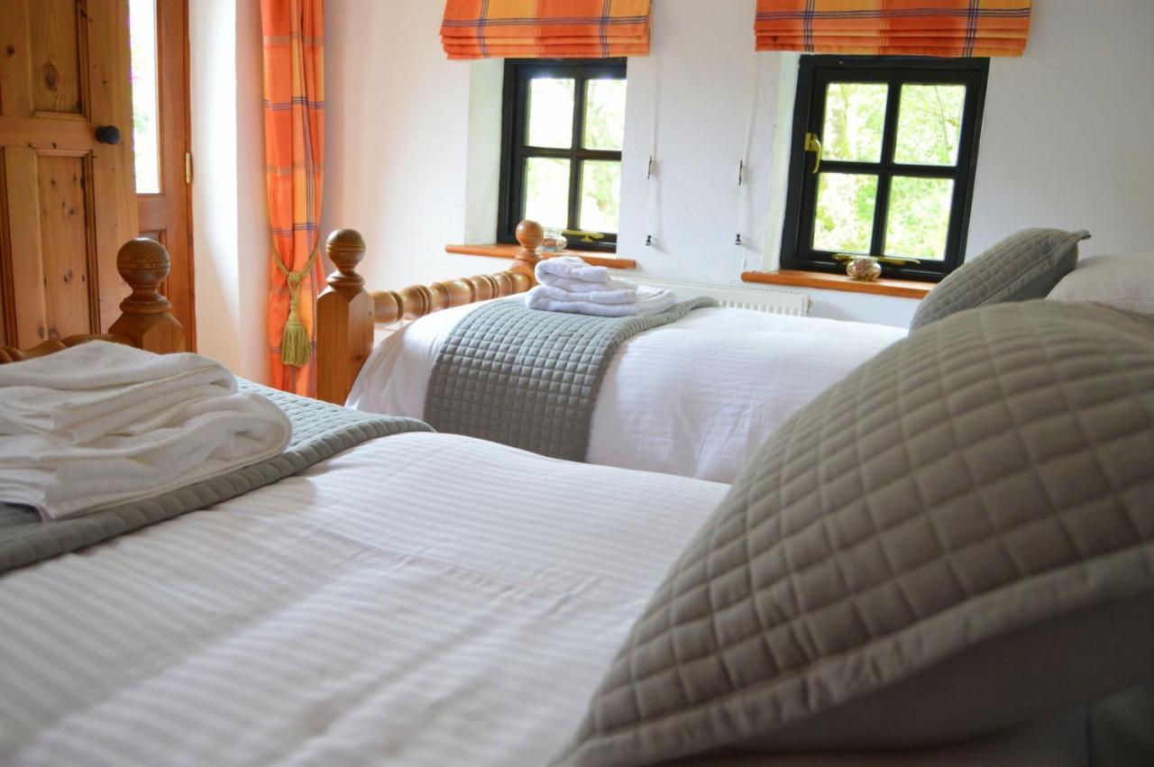 Shipload Cottage Hartland Buitenkant foto