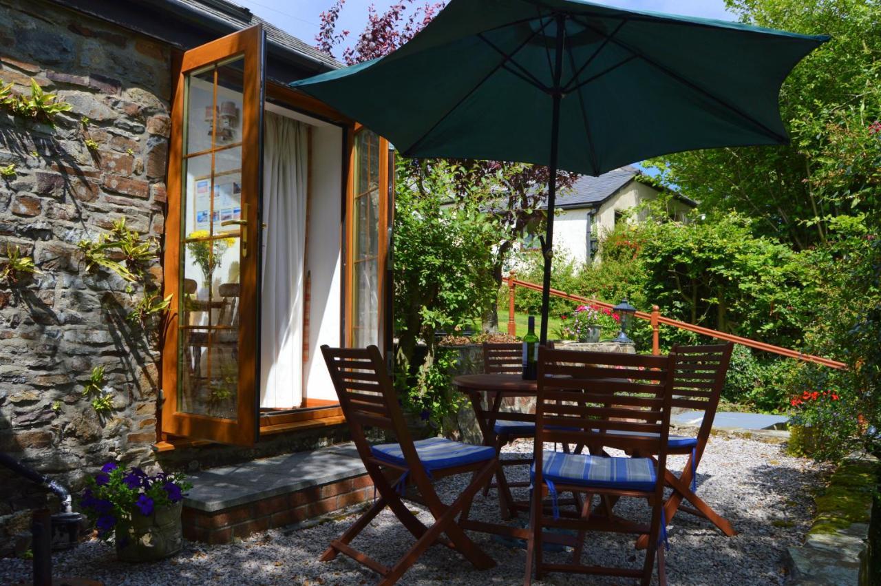 Shipload Cottage Hartland Buitenkant foto