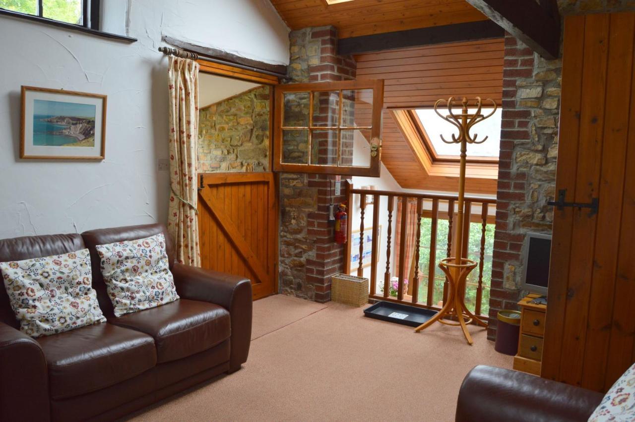 Shipload Cottage Hartland Buitenkant foto